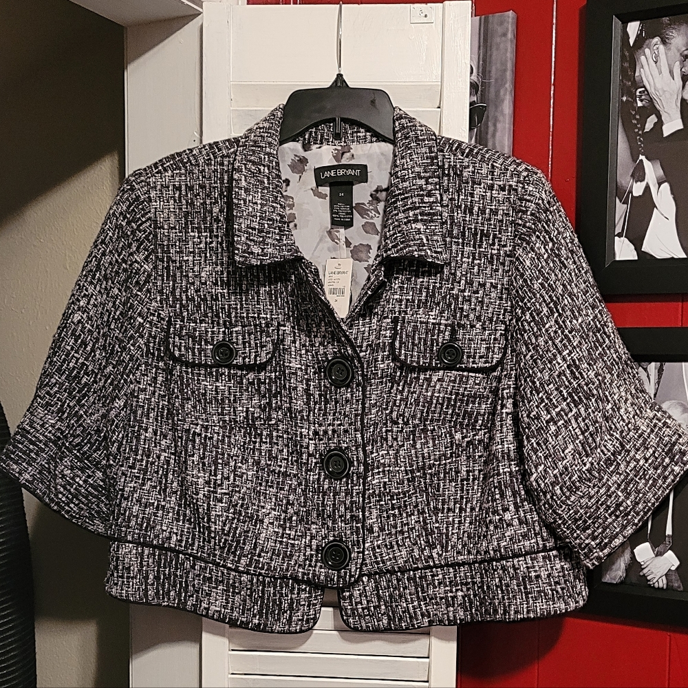 NWT!! Lane Bryant Black and White Tweed Short Sleeved Blazer SZ 24